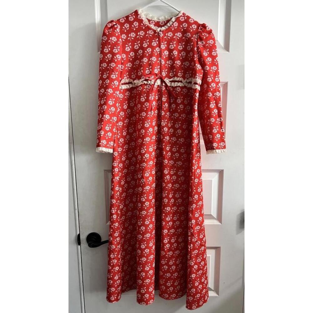 Vtg 60s/70s Red Floral Zip Up House Dress Nightgown Maxi Prairie Mod XS/S - Picture 1 of 8